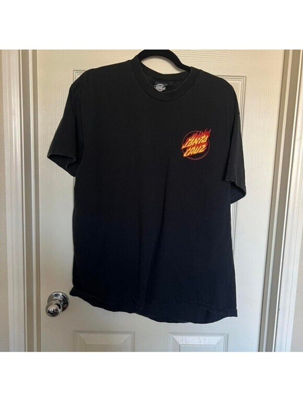 Santa Cruz black tee with orange flame logo Size XL